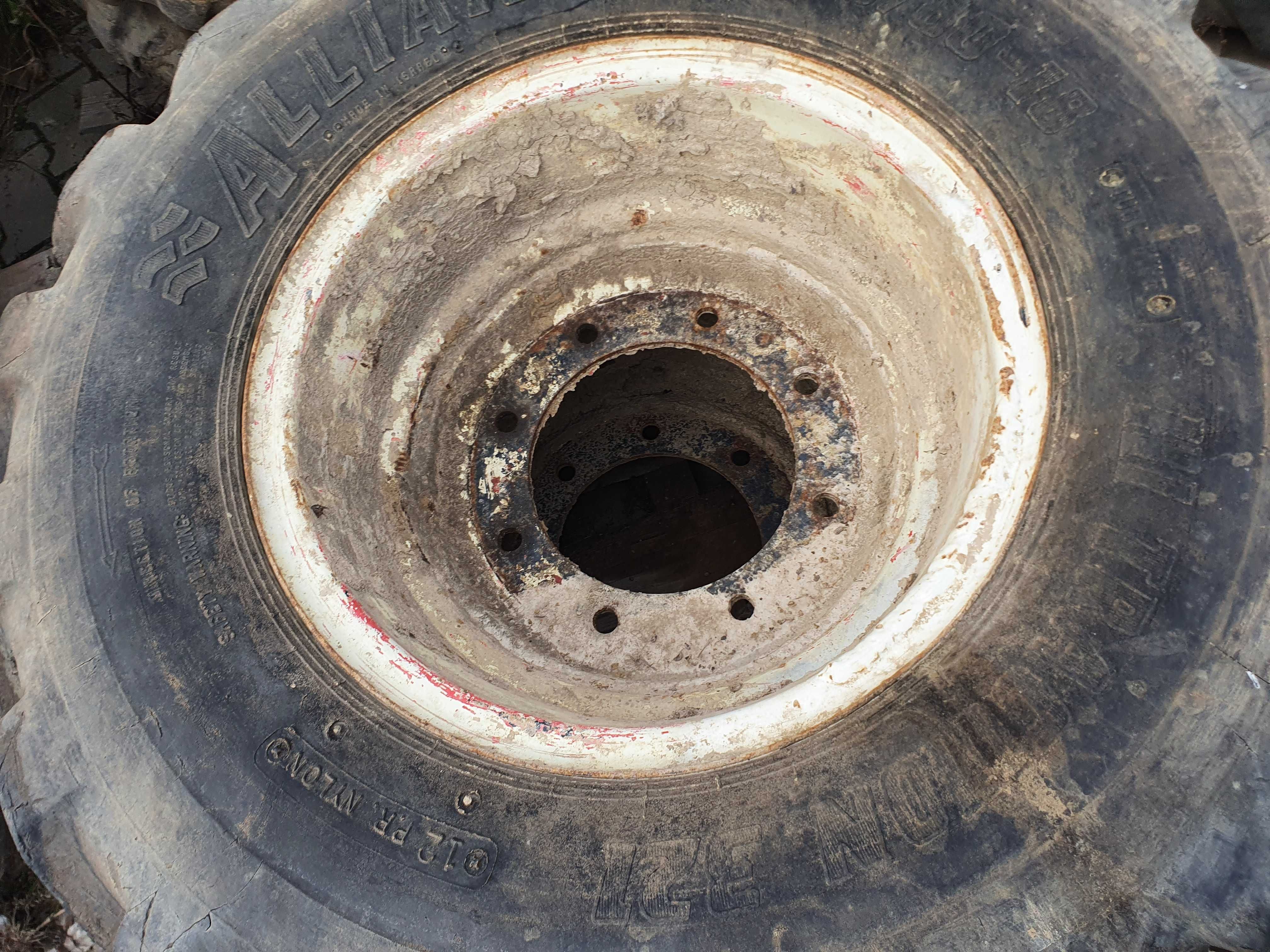 koparka manitou koła 12.5 / 80 -18 opona 12,5 / 80 R 18 ładowarka