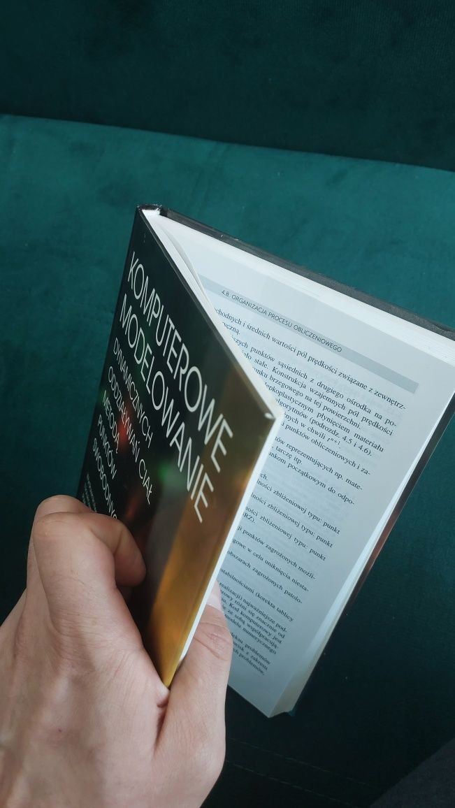 Komputerowe modelowanie dynamicznych oddziaływań ciał metodą punktów