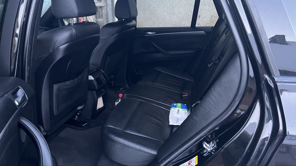 Автомобіль BMW х5 е70