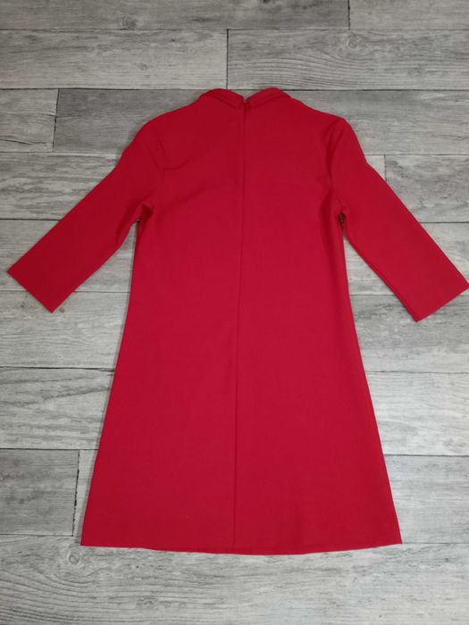 Świąteczna czerwona sukienka Mohito