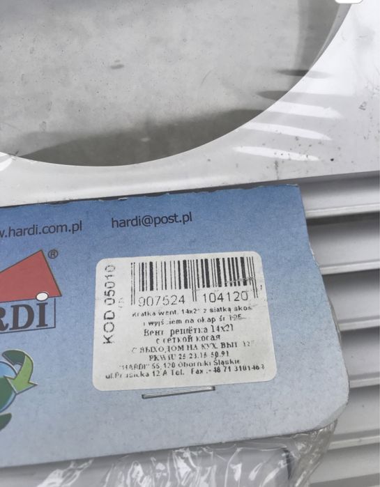 Kratka went. 14x21 z siatką skos z wyjściem na okap śr125