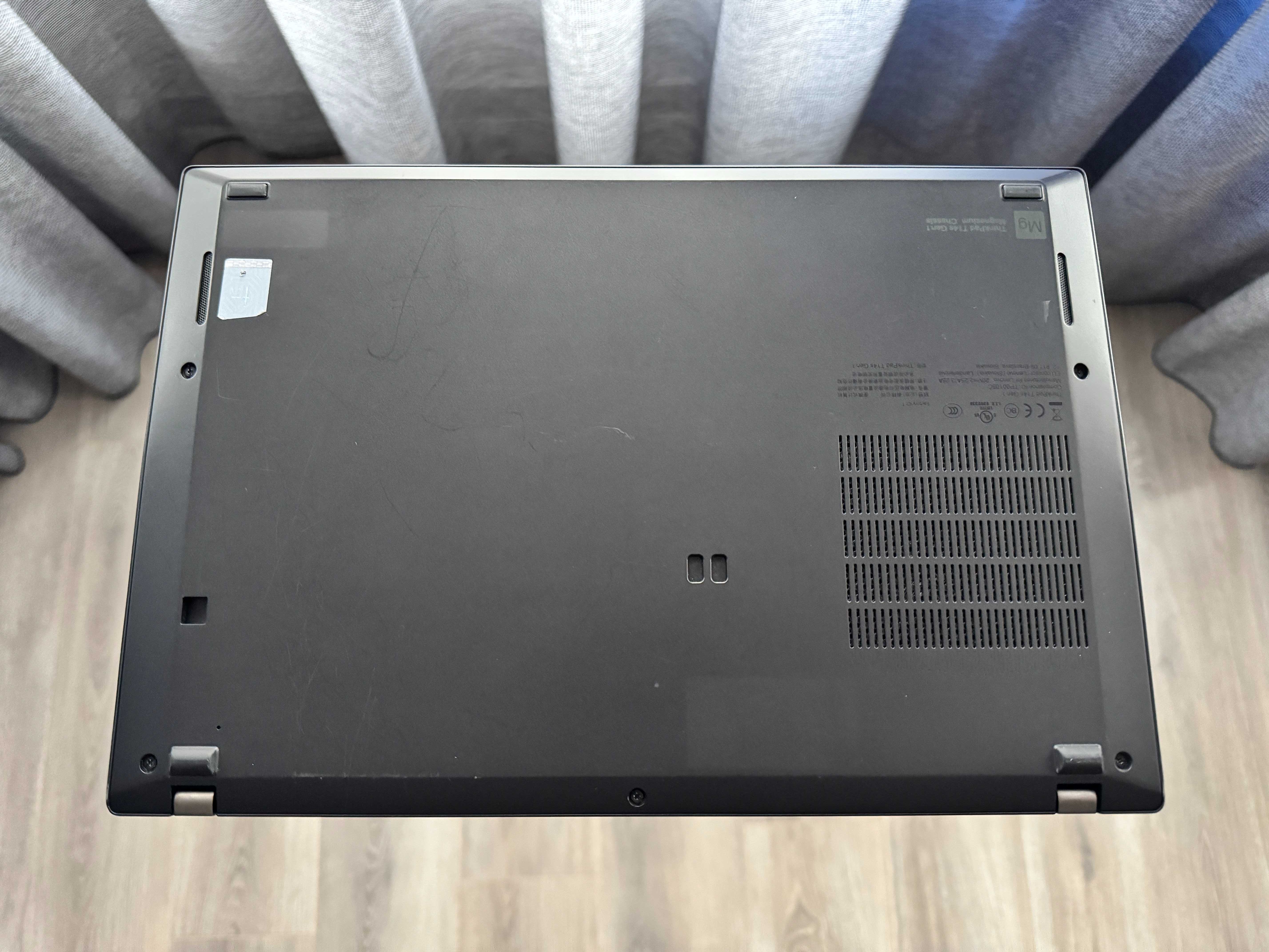 Ноутбук Lenovo ThinkPad T14s | i7-10610U | Ram-16 SSD-512 | FHD IPS