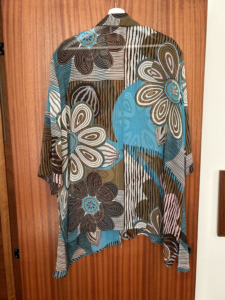 Camisa/Túnica de manga curta