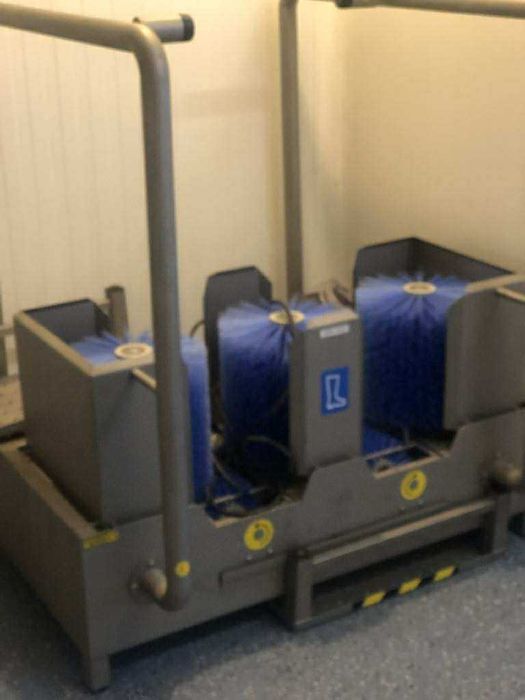 Śluza sanitarna , myjka do obuwia