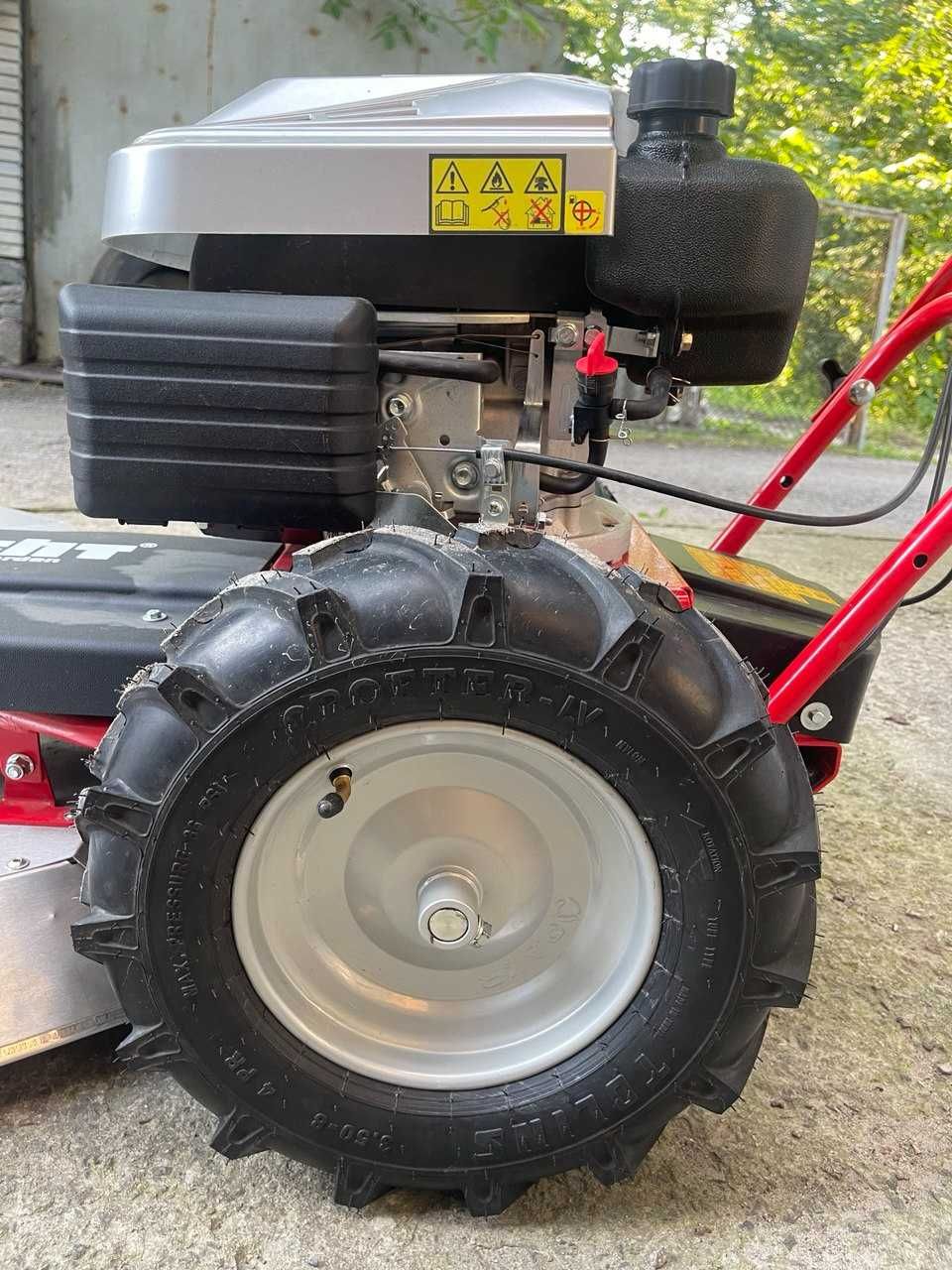 Продам сінокосарку HECHT 5060