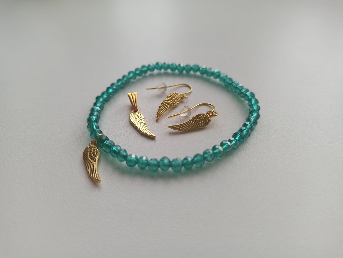 Zestaw złotej biżuterii: kolczyki+zawieszka+zielona bransoletka