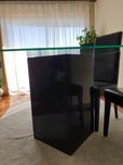 Mesa em vidro com granito