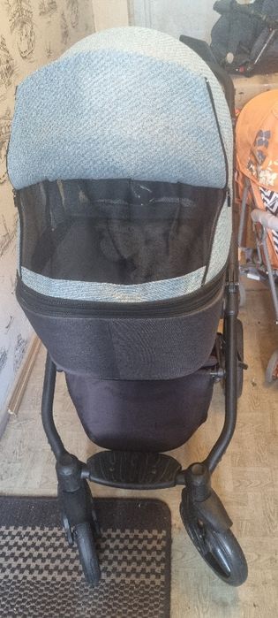 Продам каляску в доброму стані.