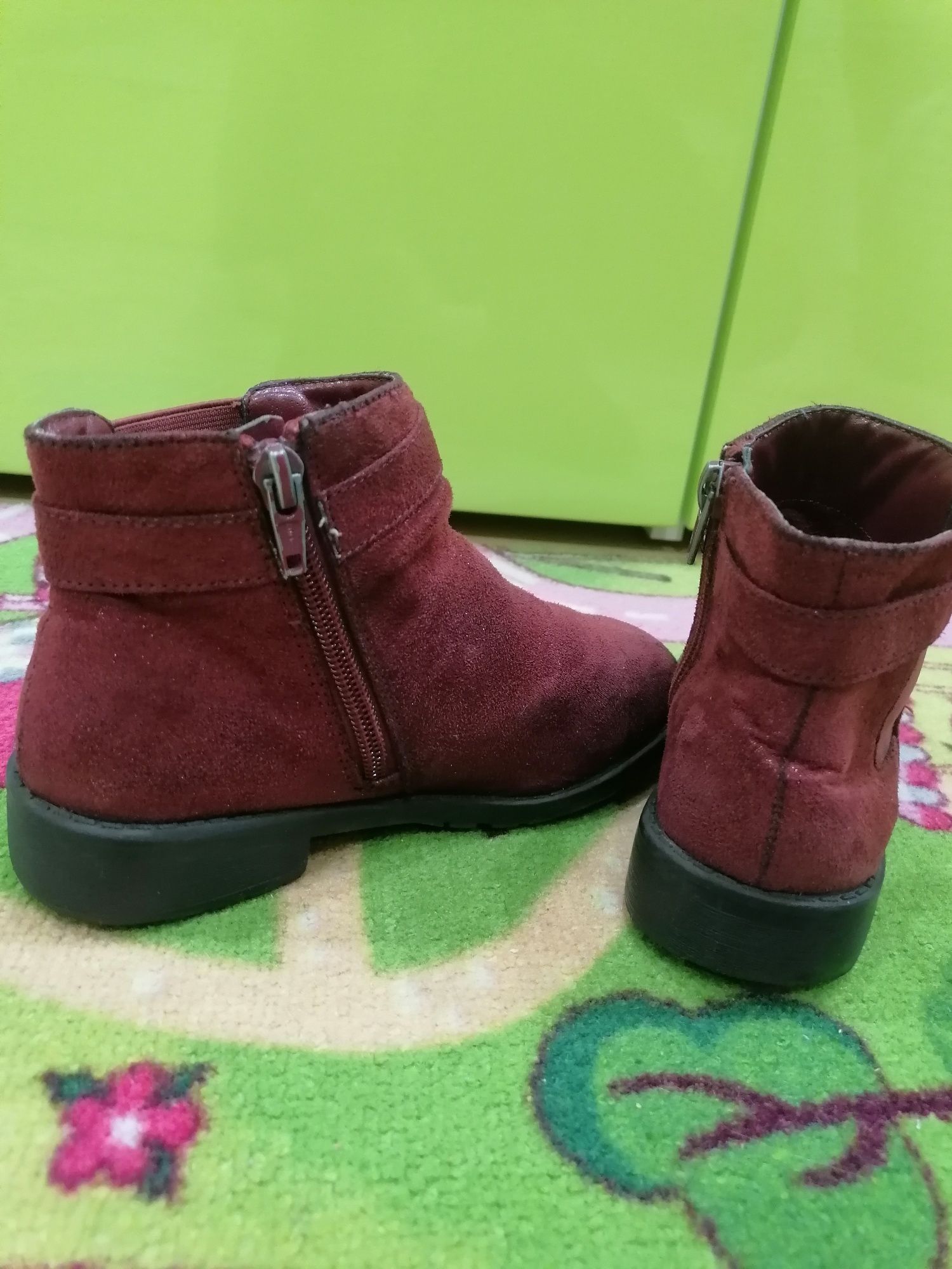 Buty wiosenne burgundowe dla dziewczynki r. 30/31