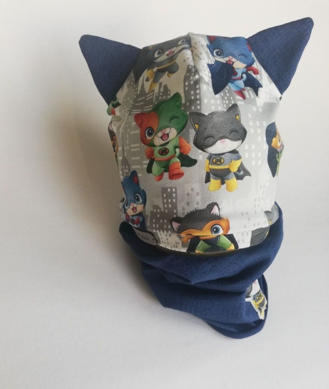 Czapka z uszami i komin hero super koty handmade