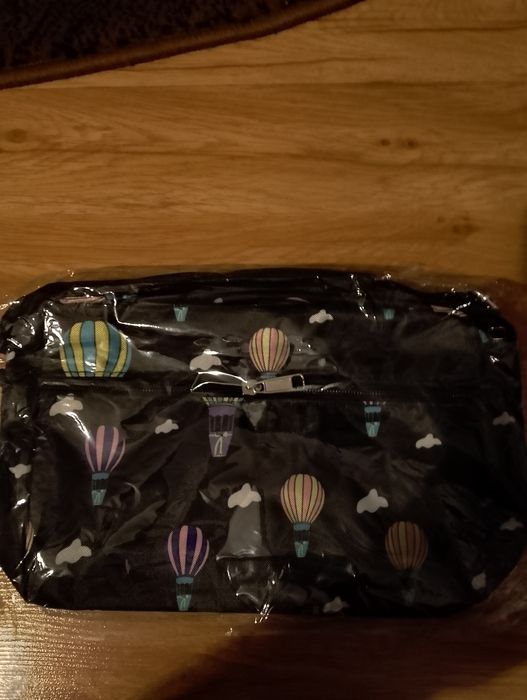 Nowa torebka cross body