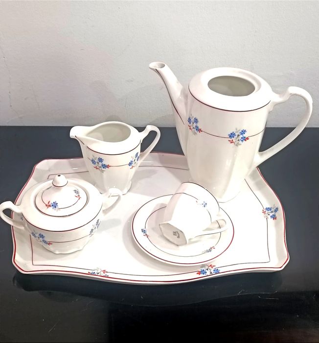 Peças de serviço de café.