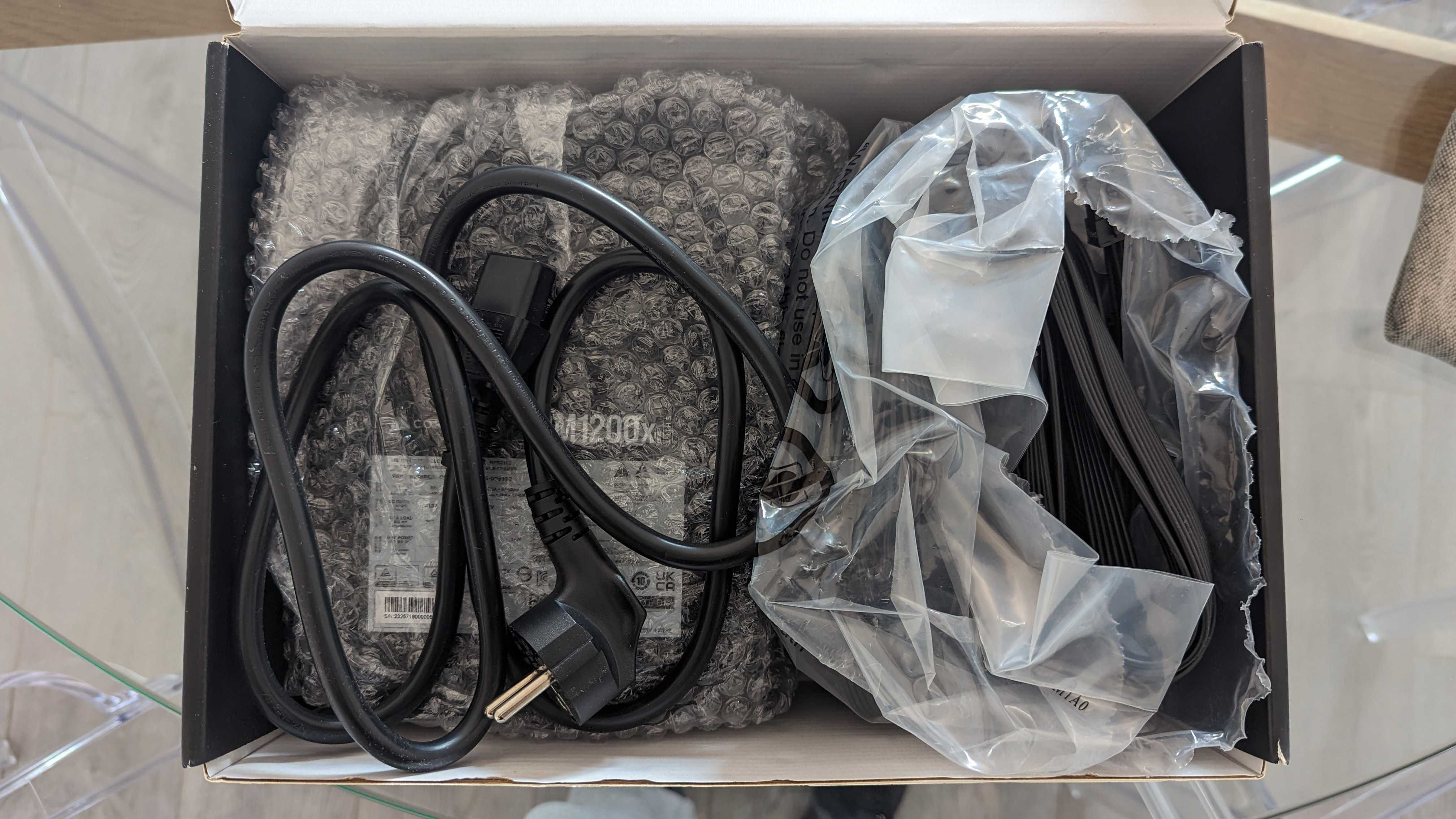 Corsair RM1200x SHIFT 1200W 80 Plus Gold Modular