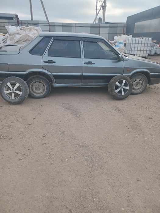Ваз 2115 гарний стан 2004р