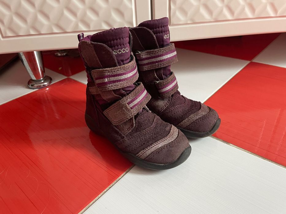 Зимним Ботинки сапоги  Ecco для девочки 27 р-р