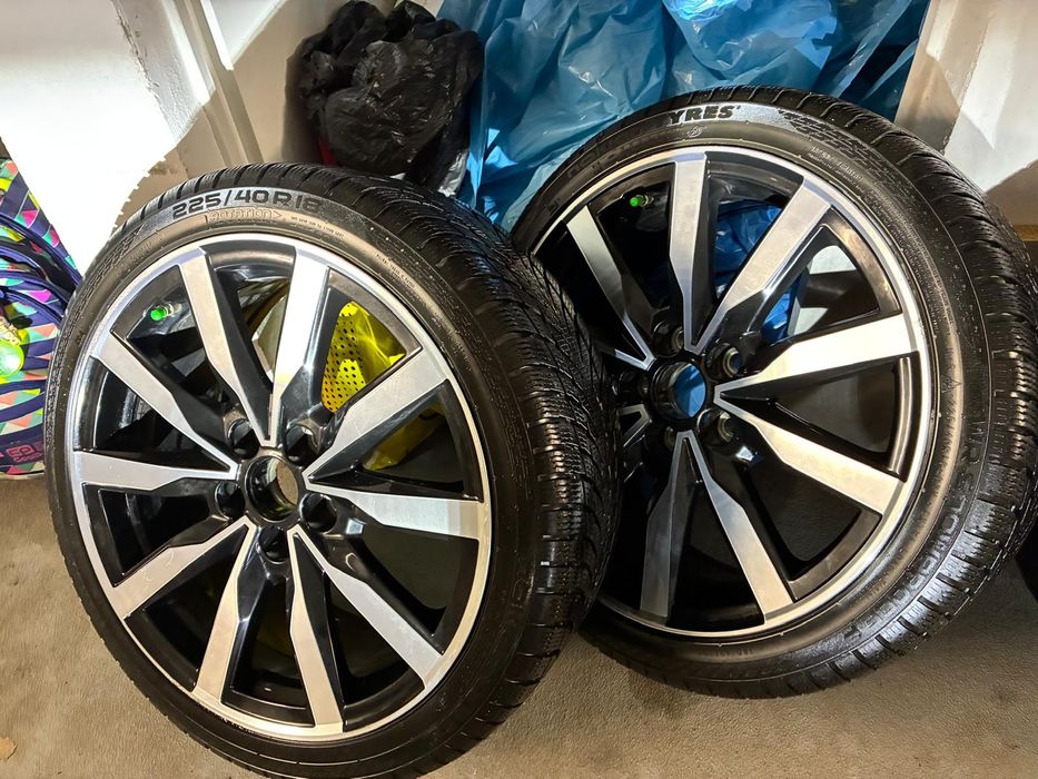 Koła Zimowe Toyota Corolla Gr Sport  225/40R18 Nokian