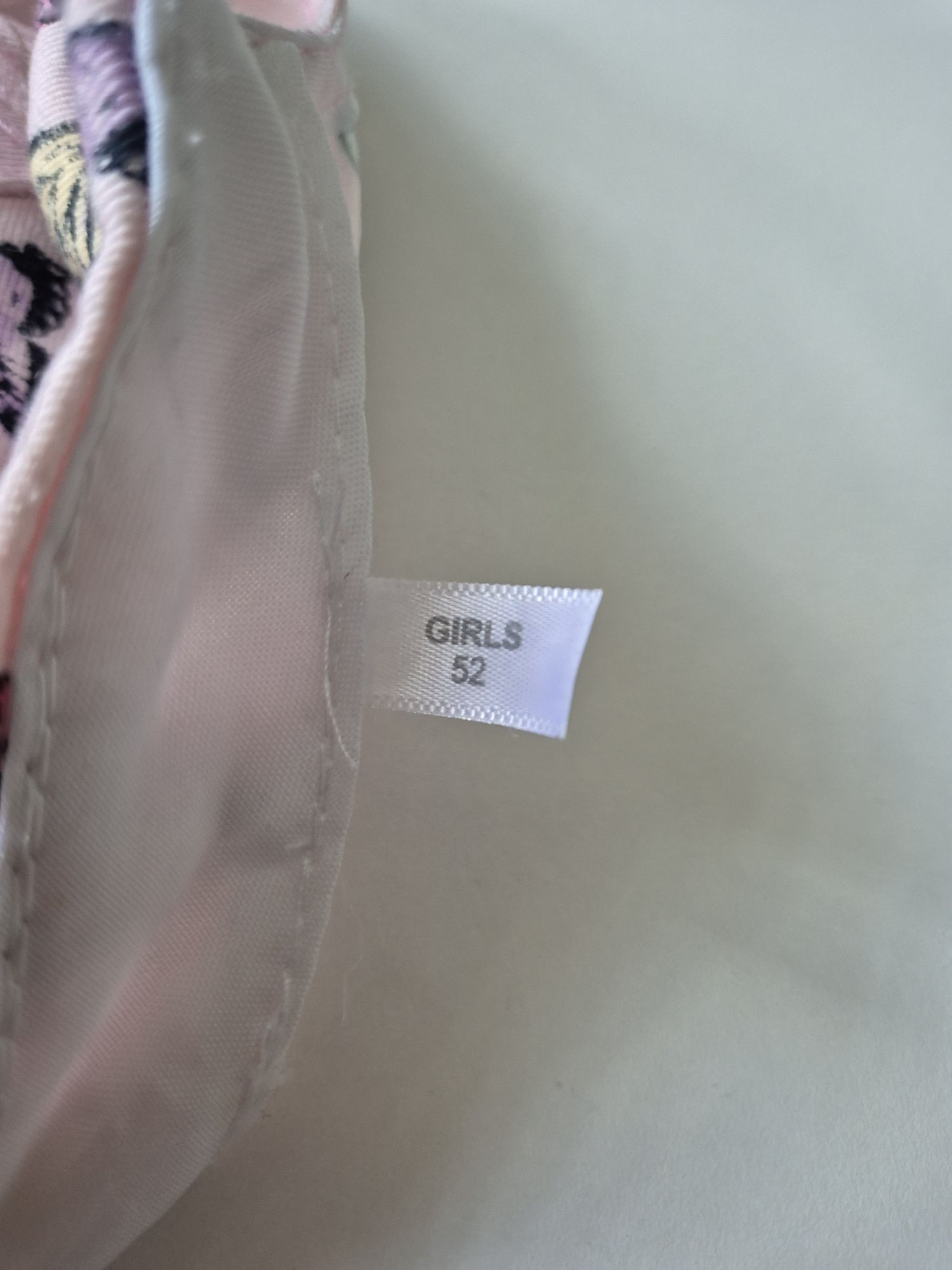 Czapka z daszkiem Girls Rule 52 używana
