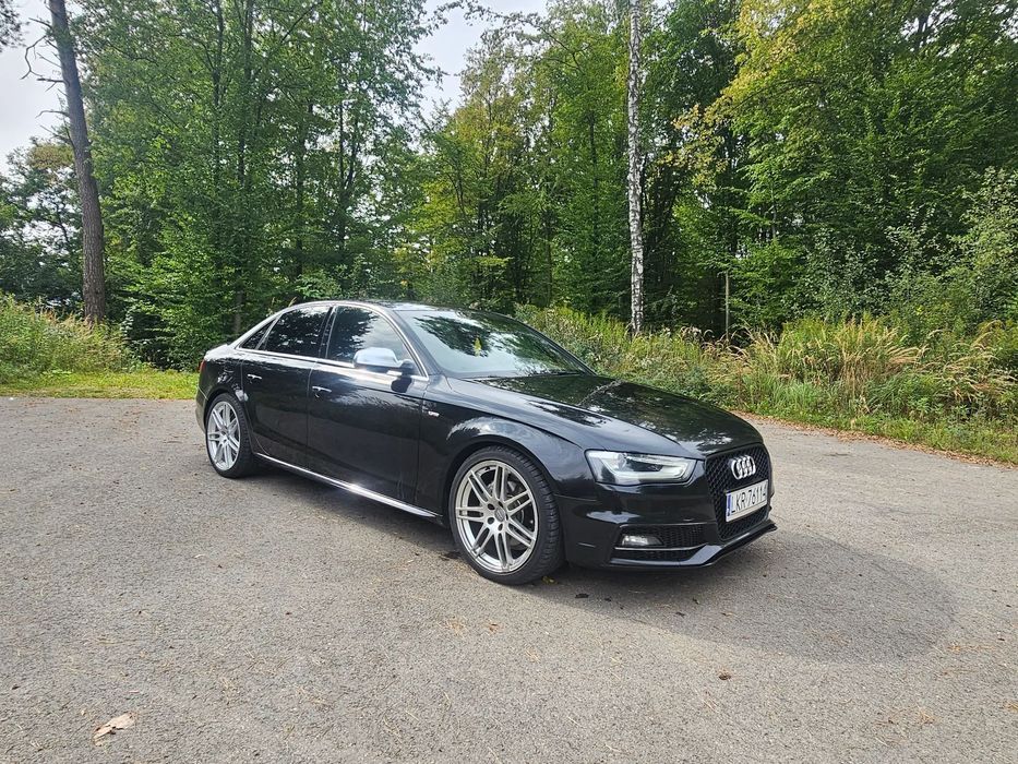 Audi A4 Limousine Audi a4 b8 2.0tfsi quattro s-tronic s-line