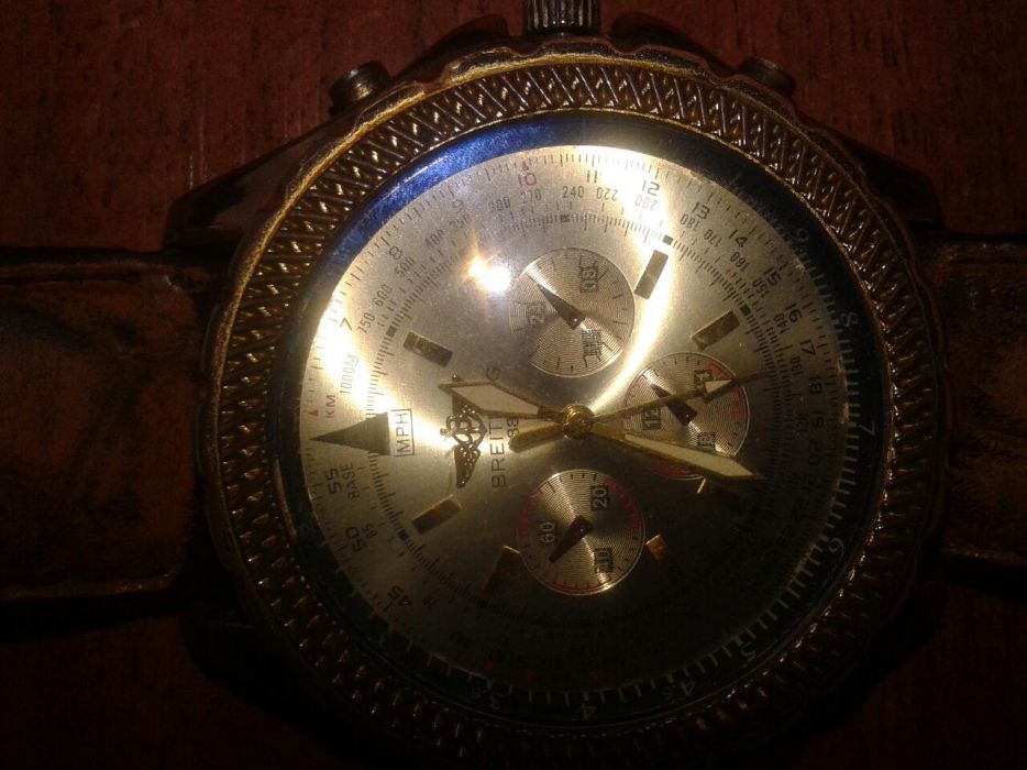 Годинник Breitling