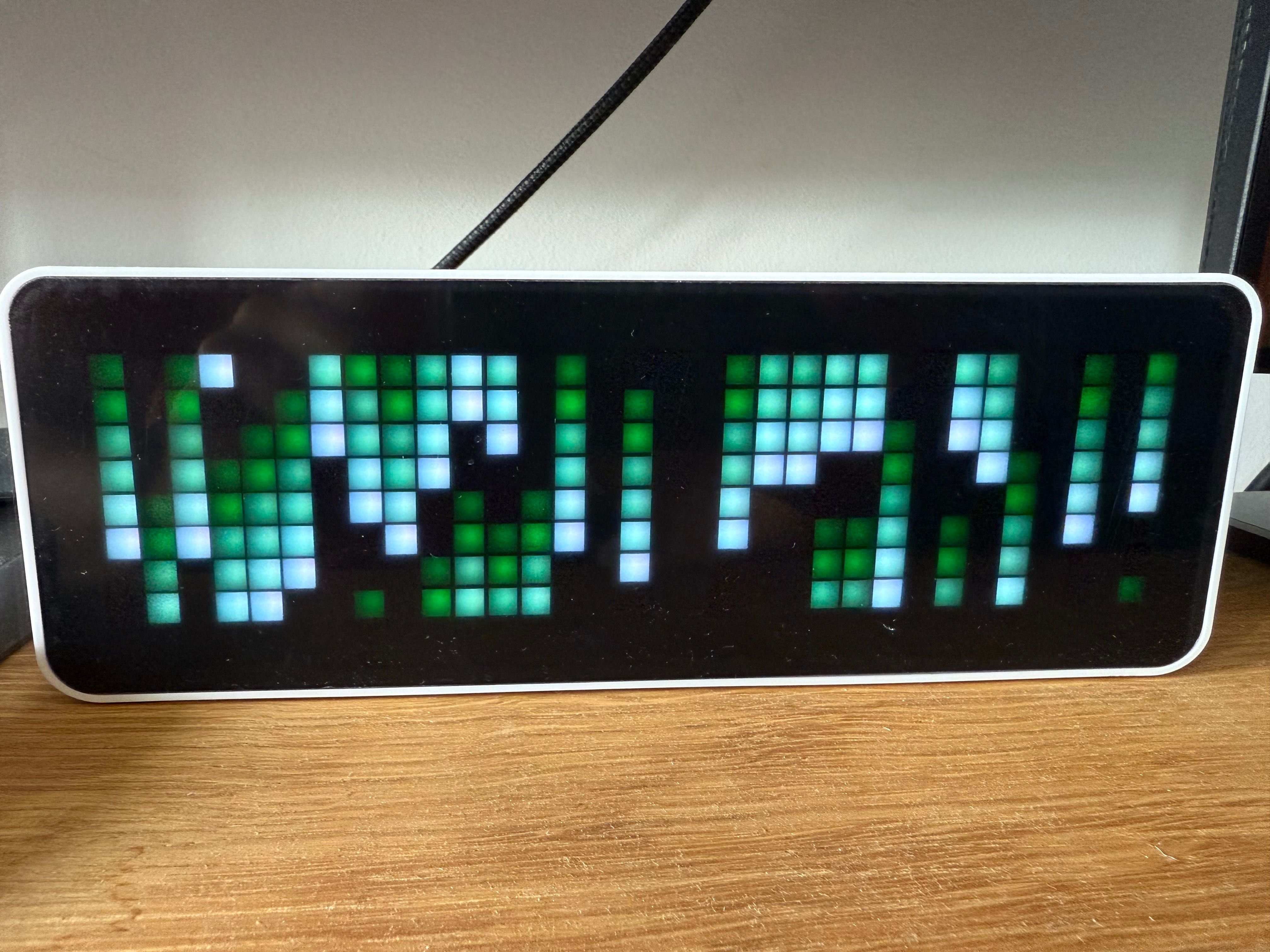 Zegar Ulanzi TC001 Smart Pixel Clock