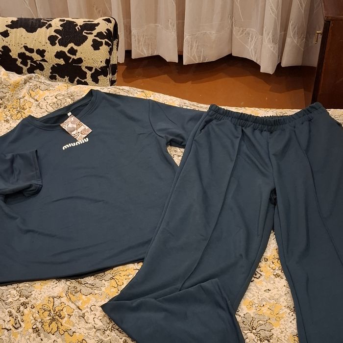 Продам летние штаны,и костюм новые