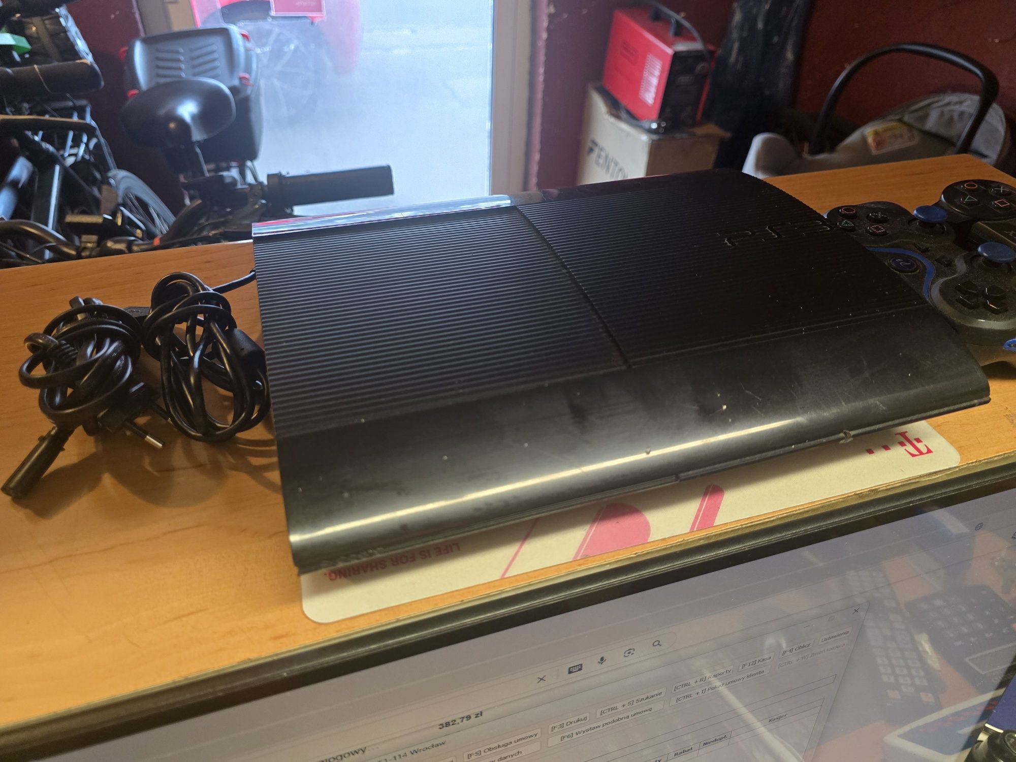 Konsola ps3 12 gb