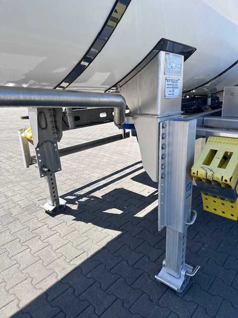 Naczepa cysterna do czekolady -Pompa ,Grzanie ATP