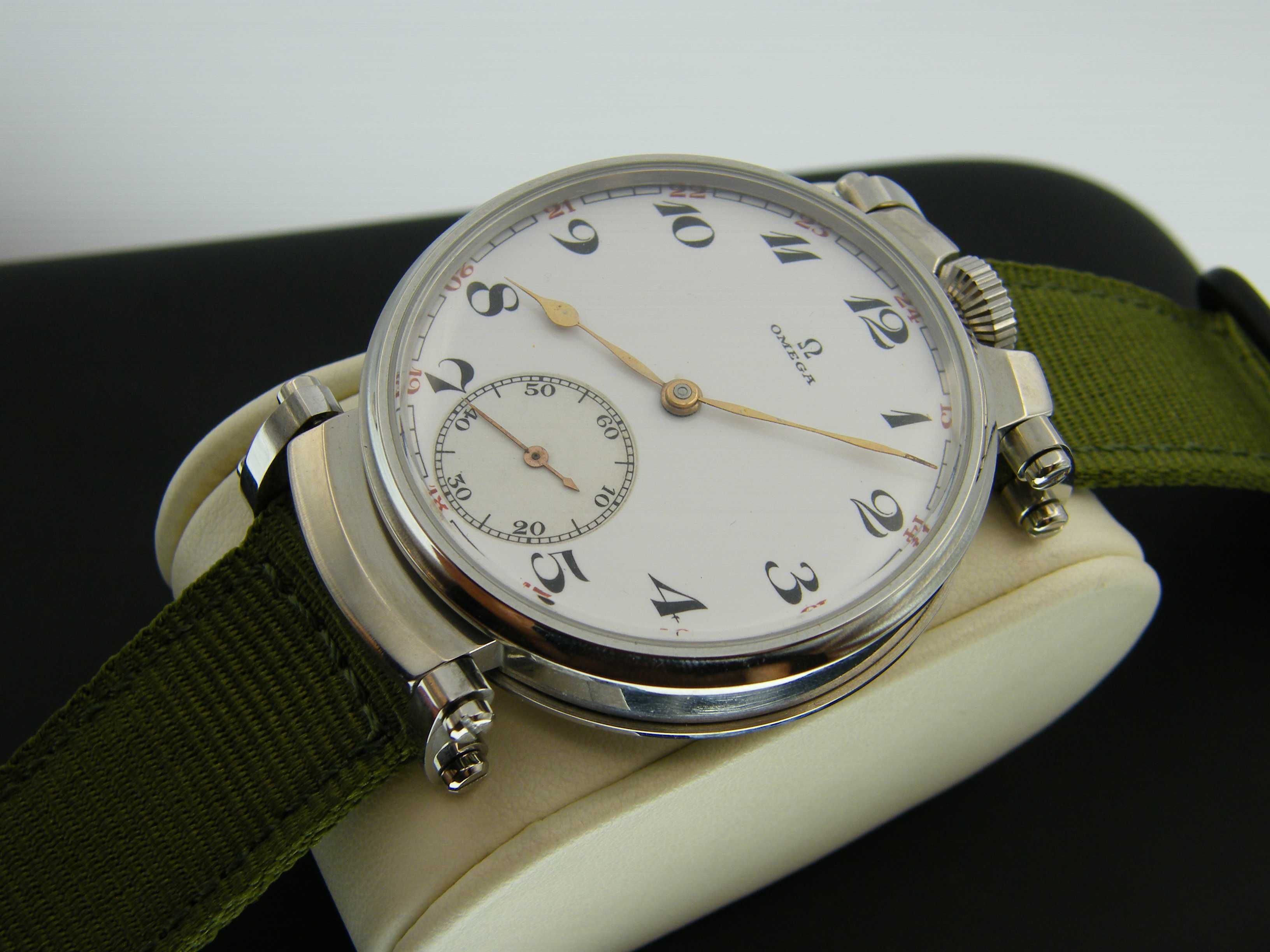 OMEGA Piękna Pasówka w Stali z Porcelanową Tarczą