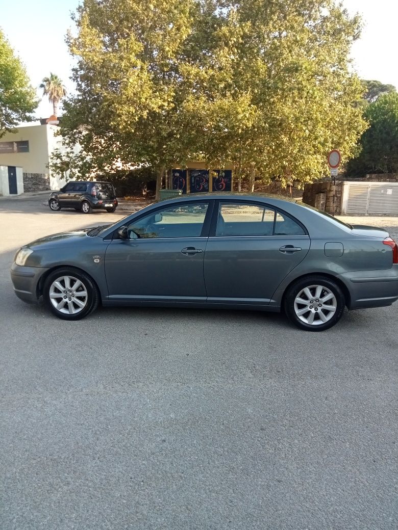 Toyota Avensis D4D 2.0 diesel