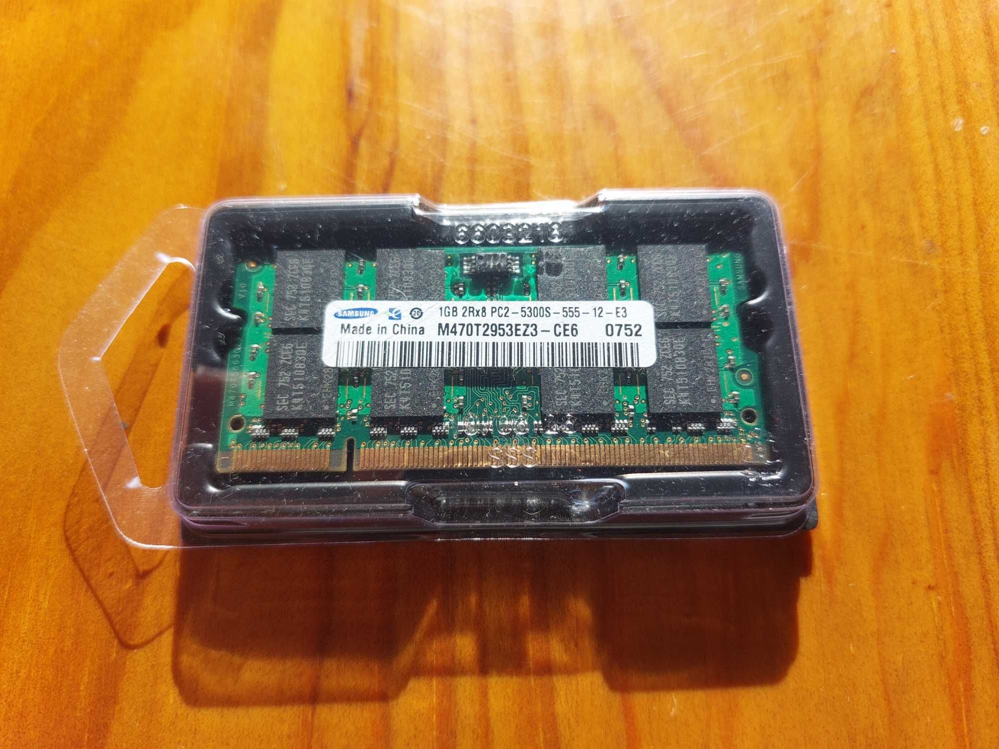 Memória RAM DIMM Samsung 1GB PC2-5300S