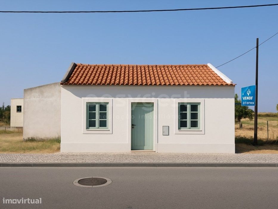 Moradia isolada para recuperar no Entroncamento