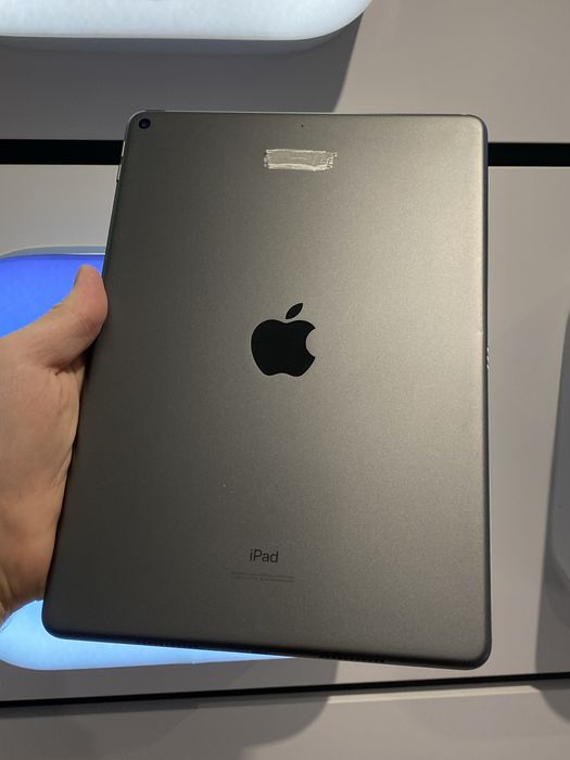 Apple iPad Air 3 64GB Space Gray Батарея 100%