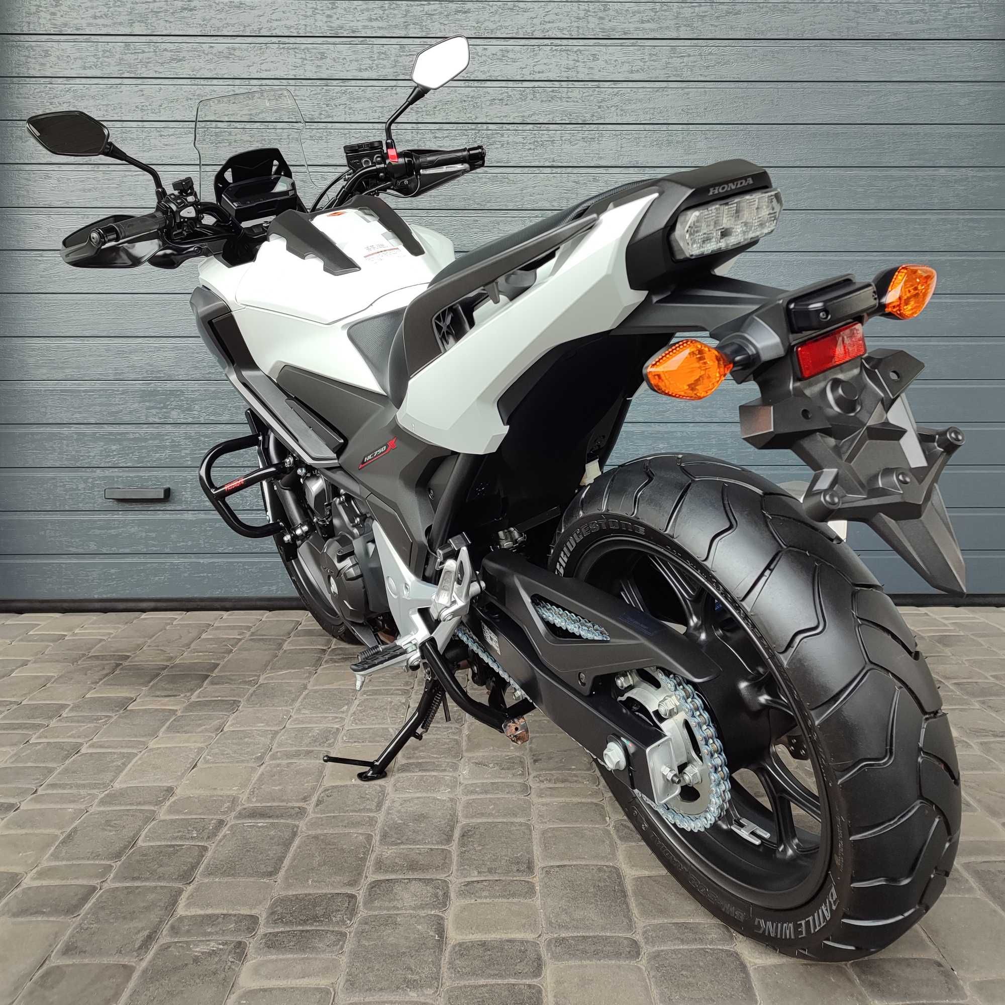 Продам мотоцикл Honda NC750X (0069)
