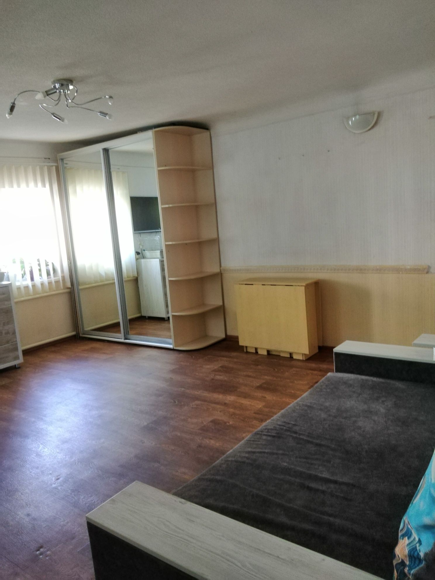 Продам 3х комнатную квартиру в котедже  в Александровского р-н г. Запо
