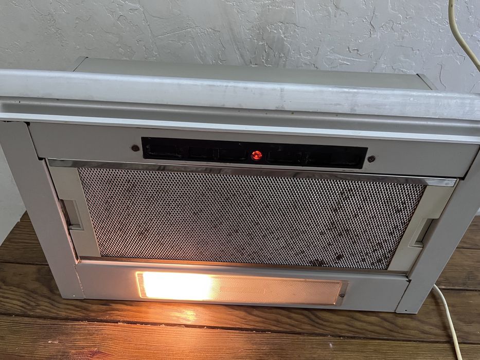 Телескопічна Витяжка Cata