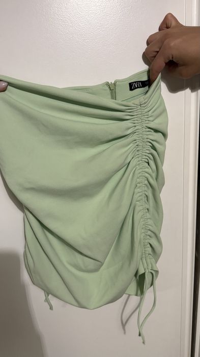 Saia verde claro ZARA