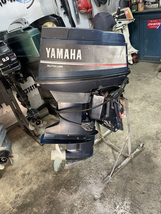 Лодочний мотор Yamaha 40 2т