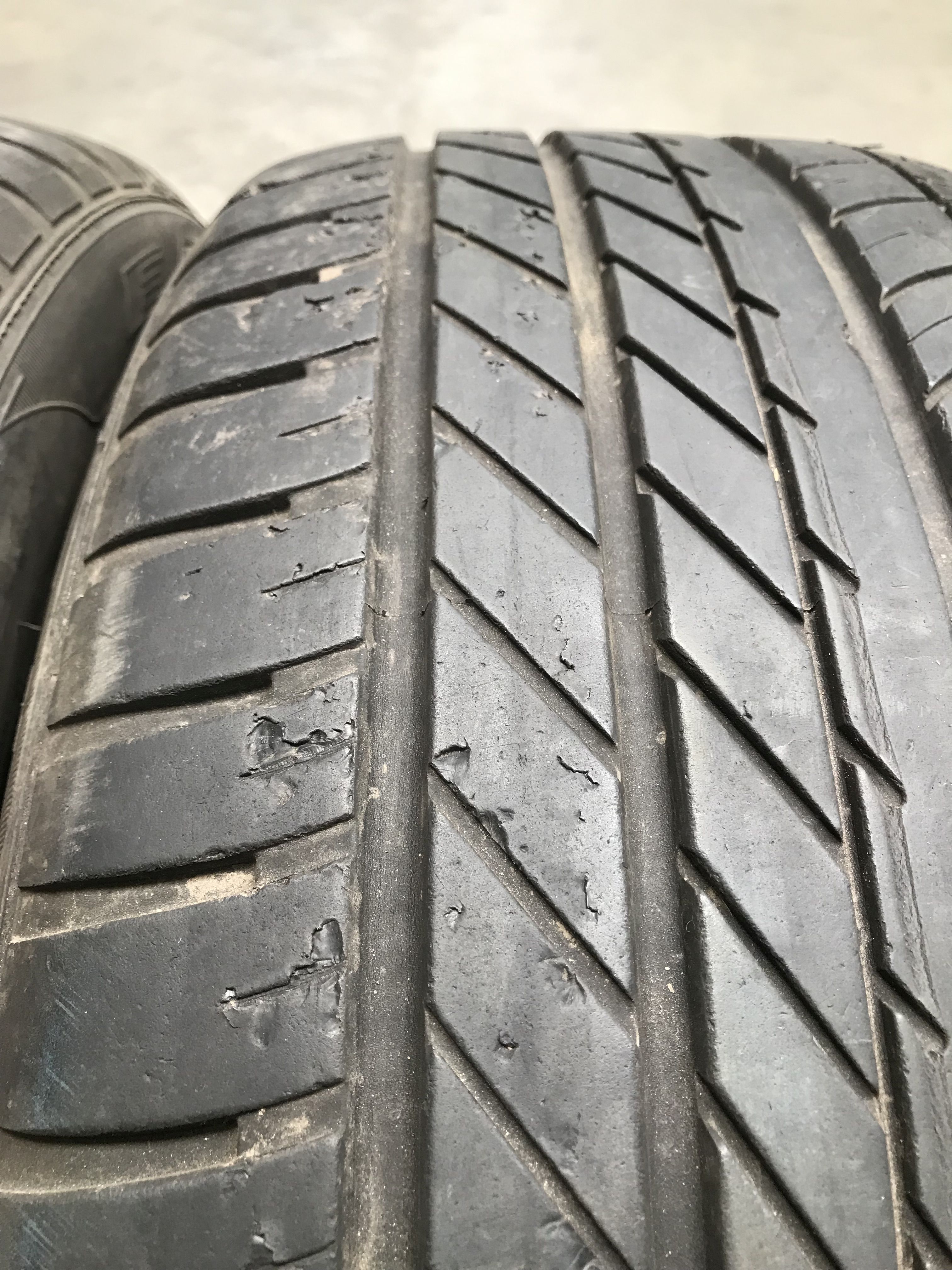 Opona używana letnia 275/45R20 110W Goodyear Eagle F1 4x4 SUV FR XL