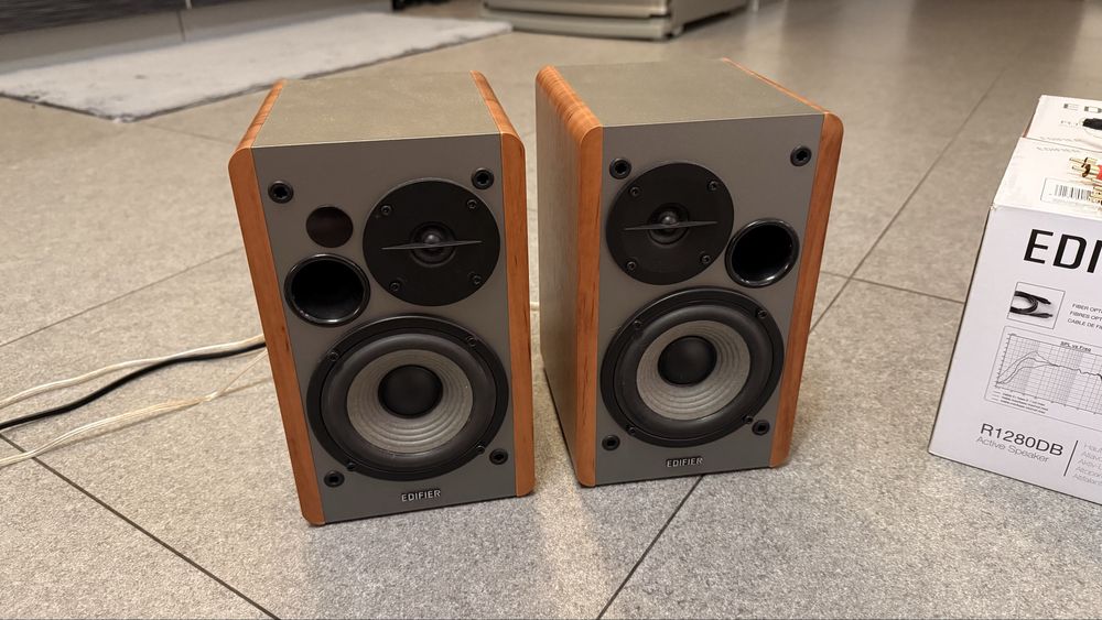 Kolumny Edifier R1280DB 2x21W