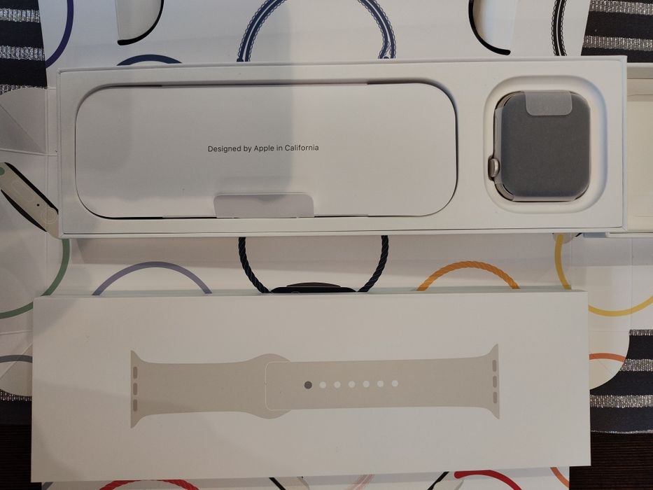 Apple Watch SE 2. generacji 44 mm – Starlight (AI Star SB M/L, GPS) –