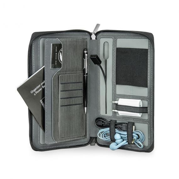 Nowy organizer podróżny z powerbankiem roz. 17x25.5x4 cm