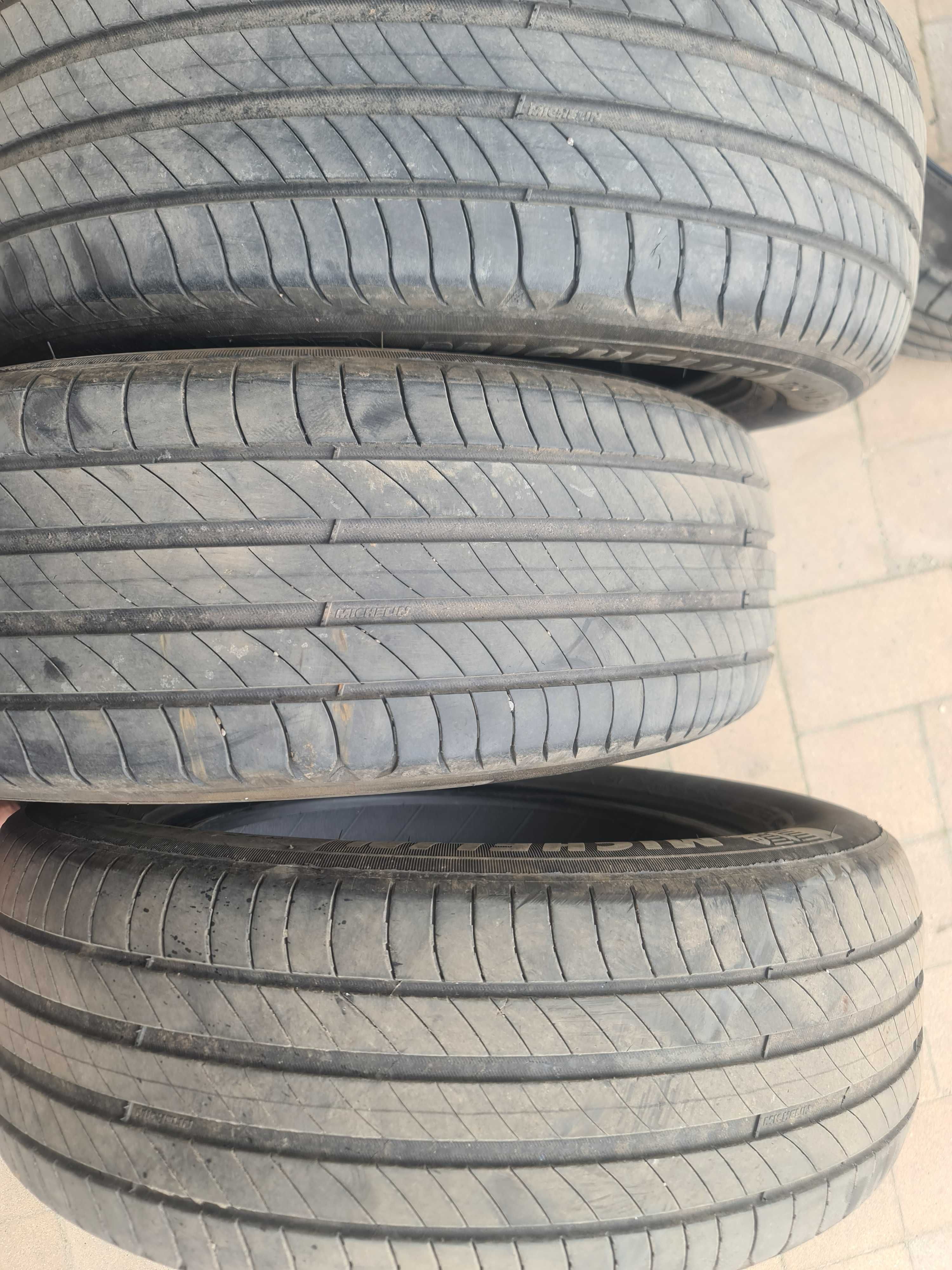 Opony Michelin Primacy 4 215/60/17