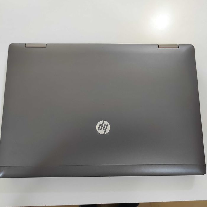 portátil HP 6460b c/ ecran partido