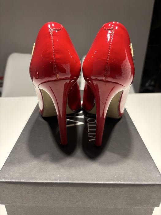 Жіночі туфлі човники Vitto Rossi, розмір 38