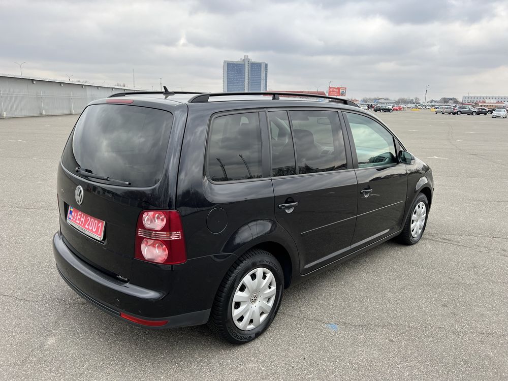 Volkswagen Touran 2009