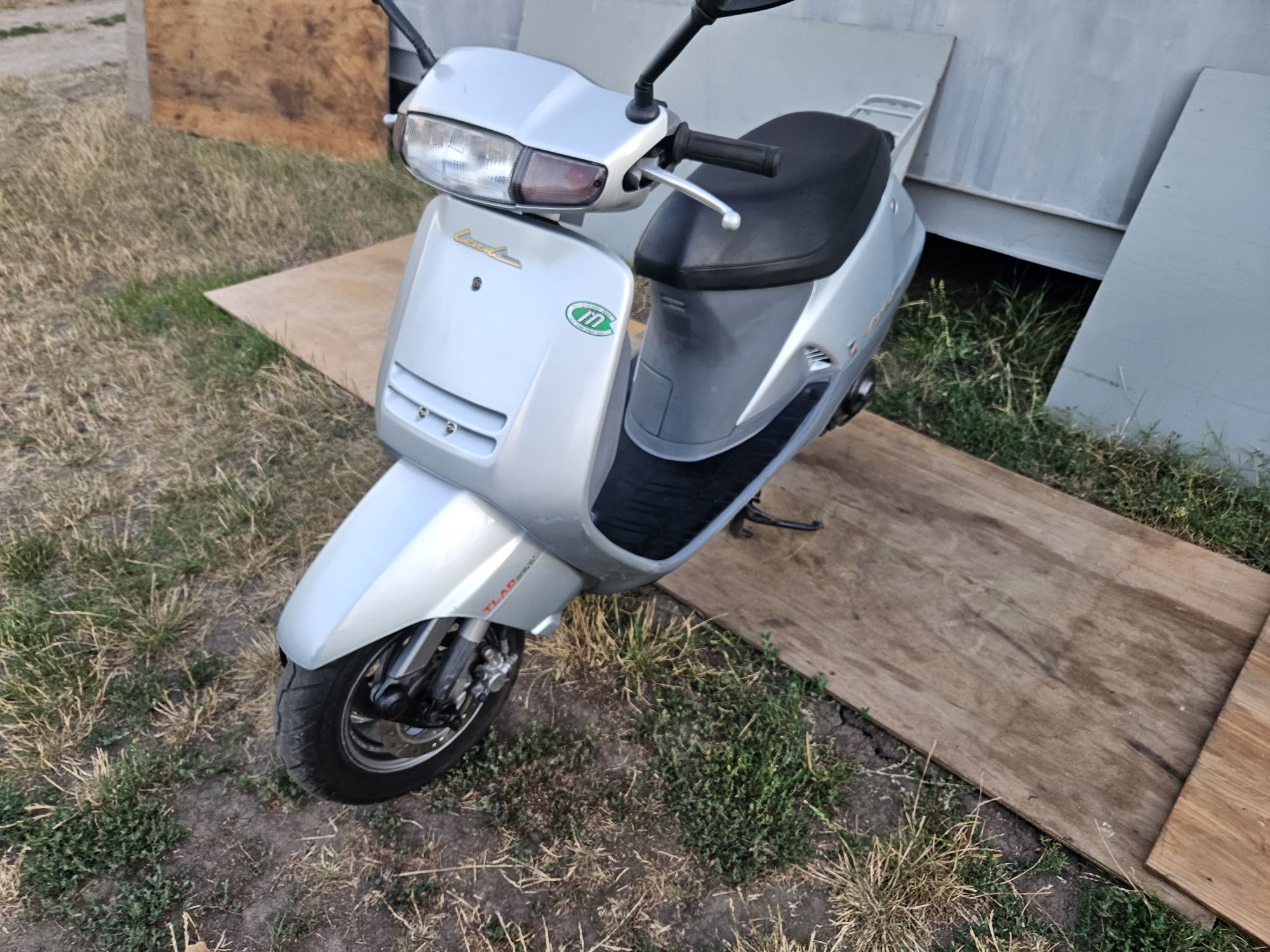 Продажа Honda Lead 20 без пробігу по Україні Lead48 з Японії мопед 2Т
