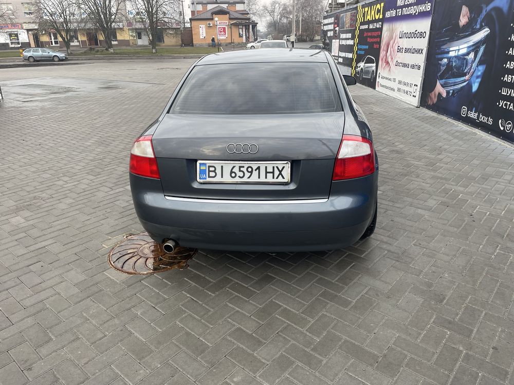 Audi A4 B6 седан 2.0i AT