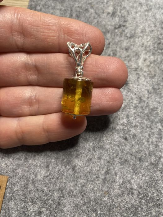 Cytrynowy bursztyn zawieszka beczka