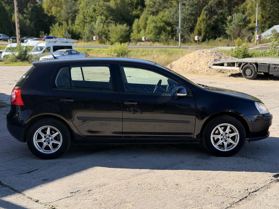 Volkswagen Golf V 1.4 MPI 75 KM Sprowadzony Zarejestrowany GWARANCJA