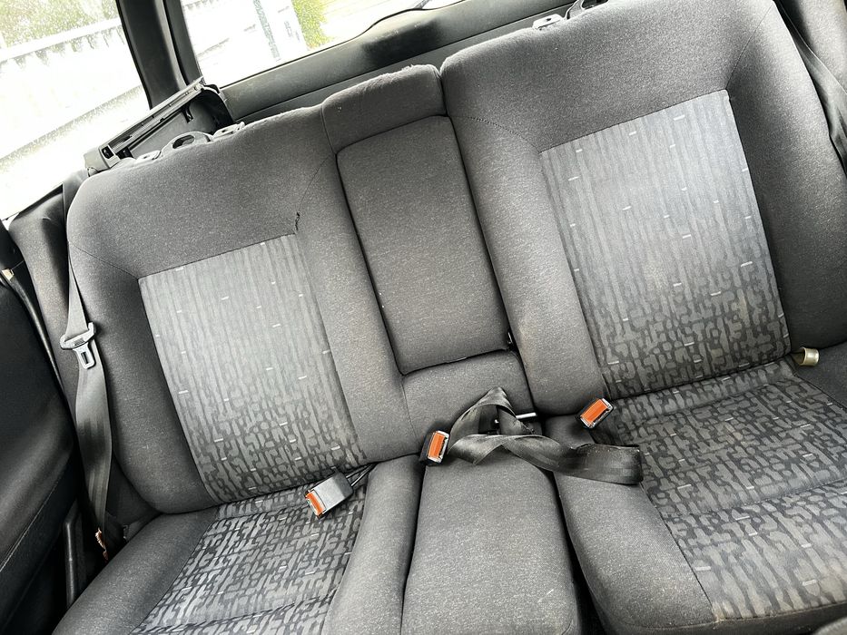 Vendo ou troco por carrinha comercial